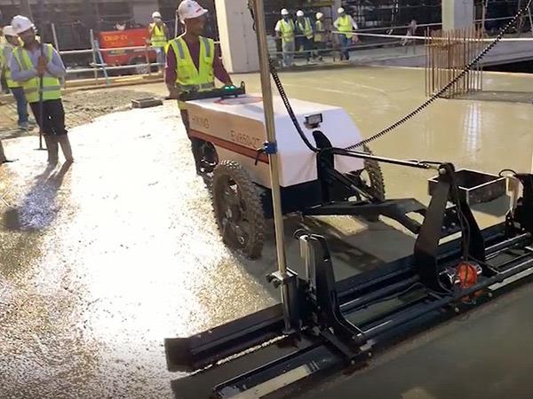 仅可以在复杂的工作现场更快速、更有效地移动，而且可以在楼面上及单、双层钢筋网上使用